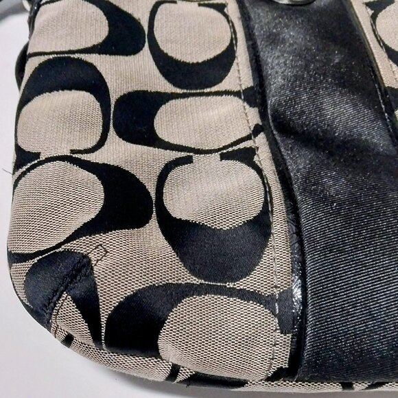 COACH BAG BLACK/TAN SIGNATURE STRIPE SWINGPACK CROSSBODY HANDBAG - Picture 7 of 8